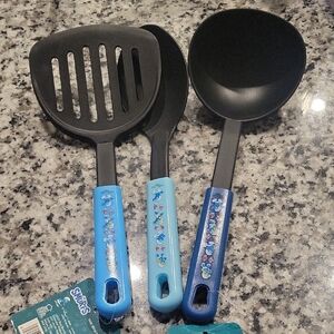 Smurfs Kitchen Utensil Set with Blue Handles